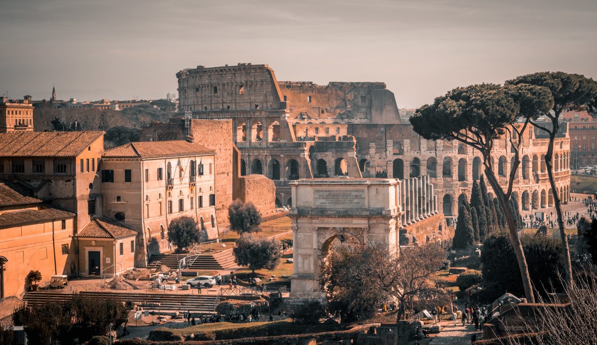 Comorile ascunse ale Romei: Descoperă cartierele Trastevere și Monti